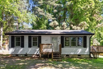 320 Holland Glen St, Fuquay Varina, NC 27526