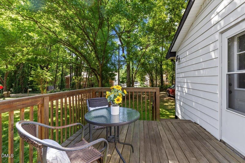 320 Holland Glen St, Fuquay Varina, NC 27526