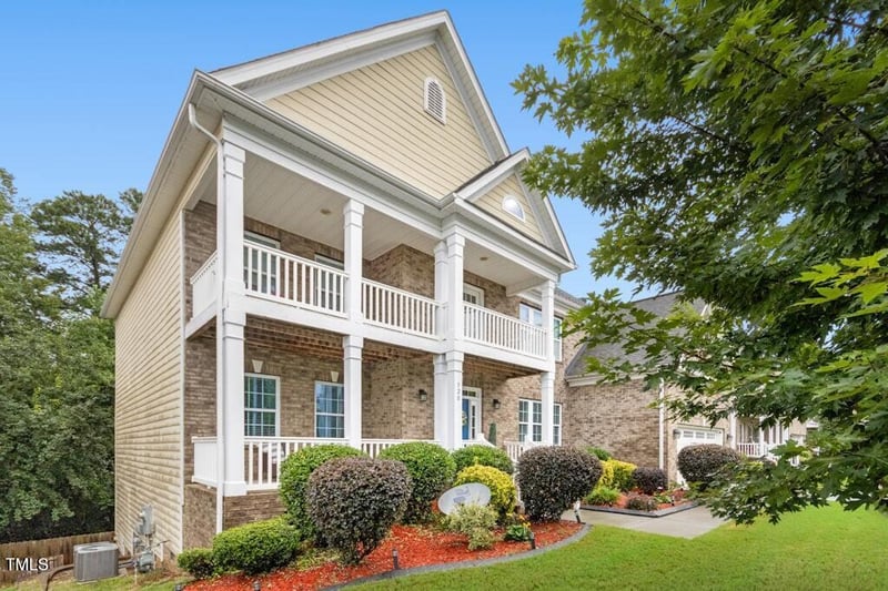 320 Knollcrest Ln, Knightdale, NC 27545