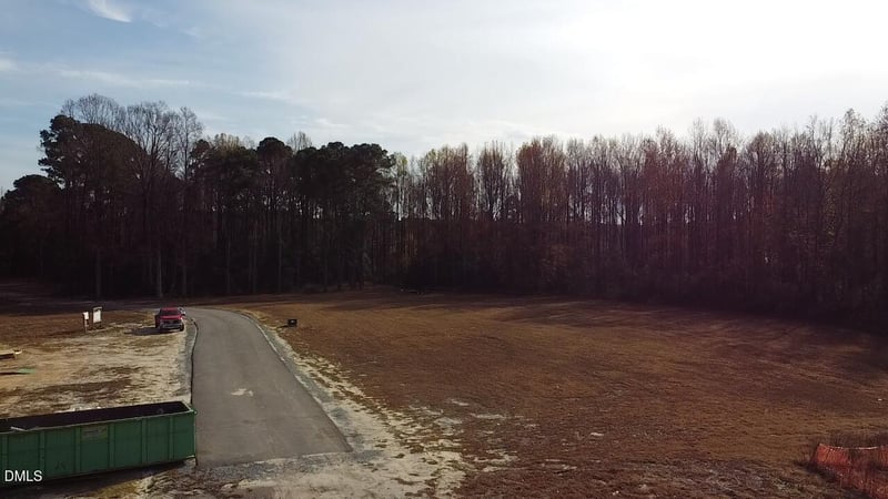 320 Lakewood Rd, Four Oaks, NC 27524