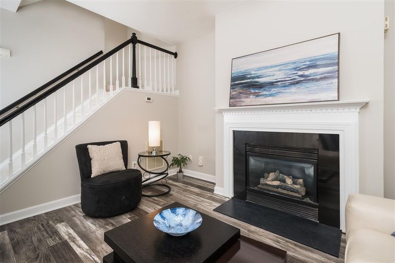 320 Madison Grove Pl, Cary, NC 27519