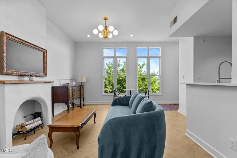 320 Martin St #205, Raleigh, NC 27601