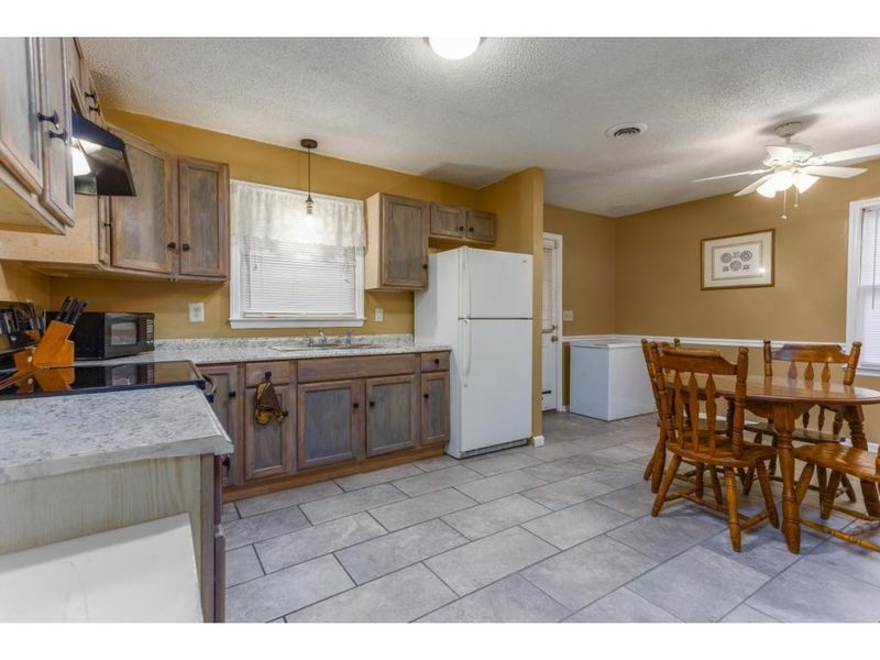 320 Monk Rd, Durham, NC 27704