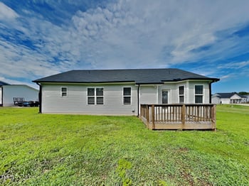 320 Olde Place Dr, Zebulon, NC 27597