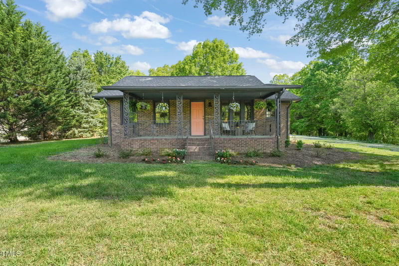 320 Orange St, Hillsborough, NC 27278