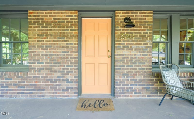 320 Orange St, Hillsborough, NC 27278