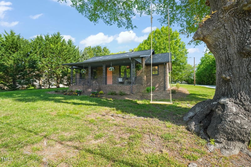 320 Orange St, Hillsborough, NC 27278