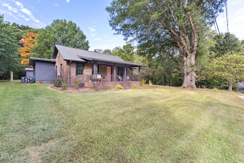 320 Orange St, Hillsborough, NC 27278