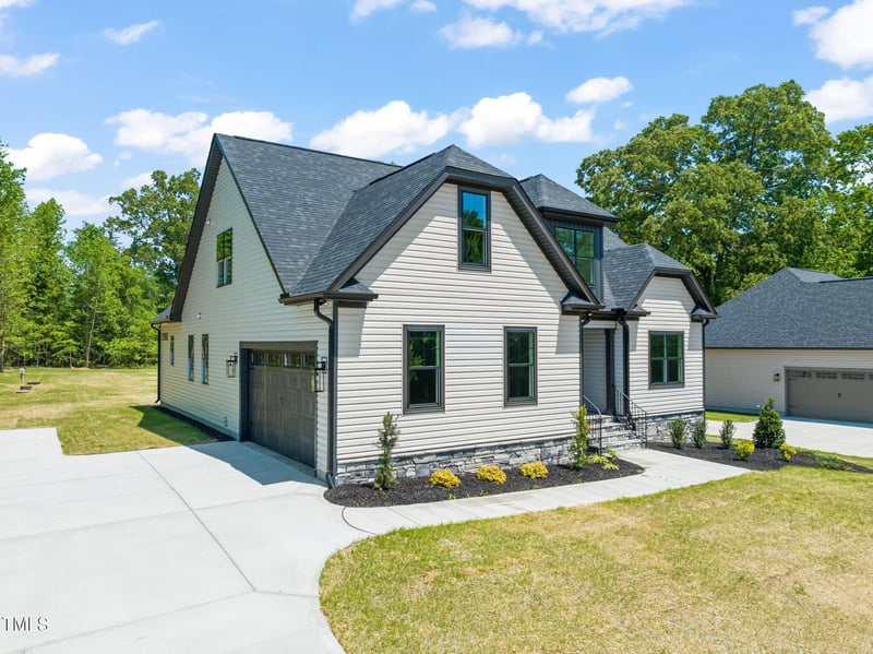 320 Pilot Ridge Rd, Zebulon, NC 27597