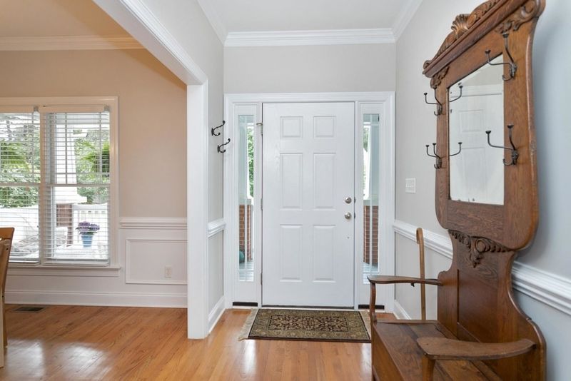 320 Pine Nut Ln, Apex, NC 27502