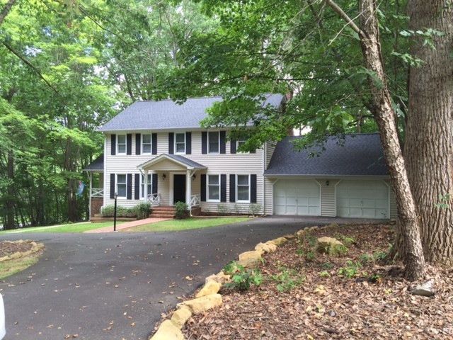 320 N Ridge Cir, Roxboro, NC 27574