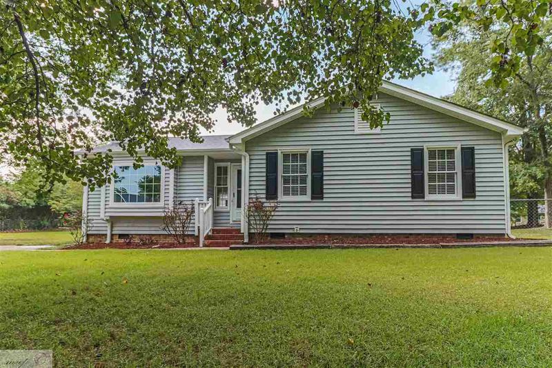 320 Rose Pl, Wendell, NC 27591