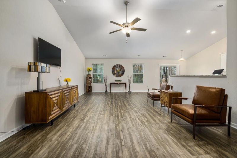 320 Rustling Way, Zebulon, NC 27597