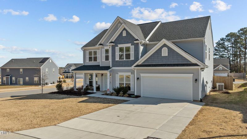 320 Shore Pine Dr, Youngsville, NC 27596