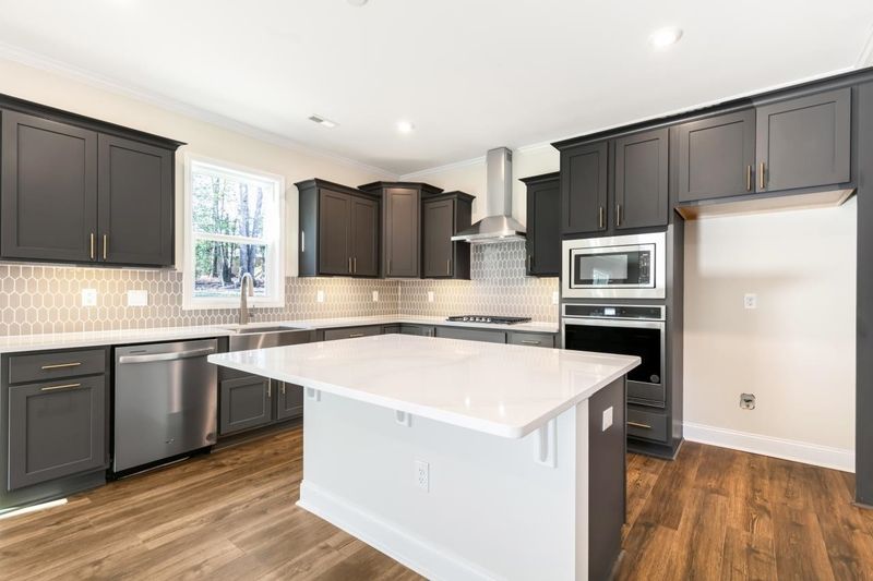 320 Sparrow Ridge Dr, Rolesville, NC 27571
