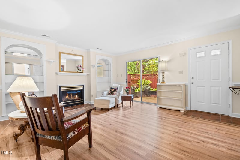 320 Summerwalk Cir, Chapel Hill, NC 27517