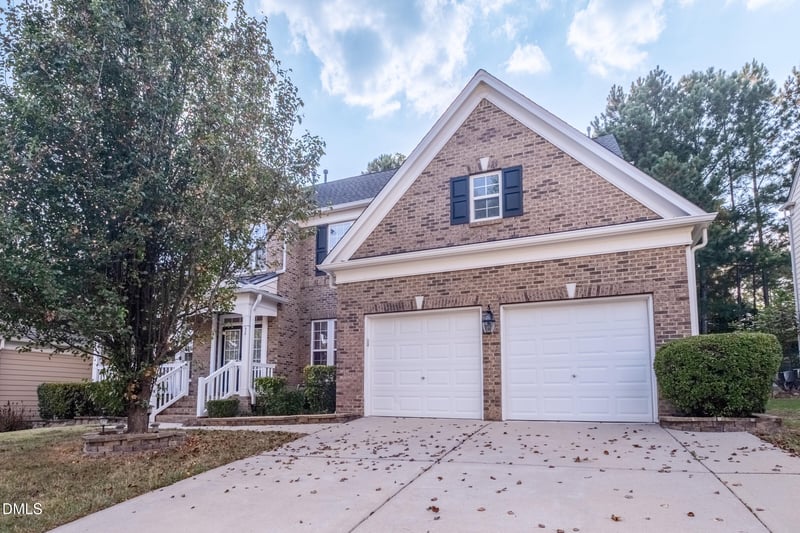 320 Sutton Glen Dr, Apex, NC 27523