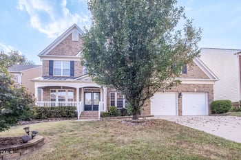 320 Sutton Glen Dr, Apex, NC 27523