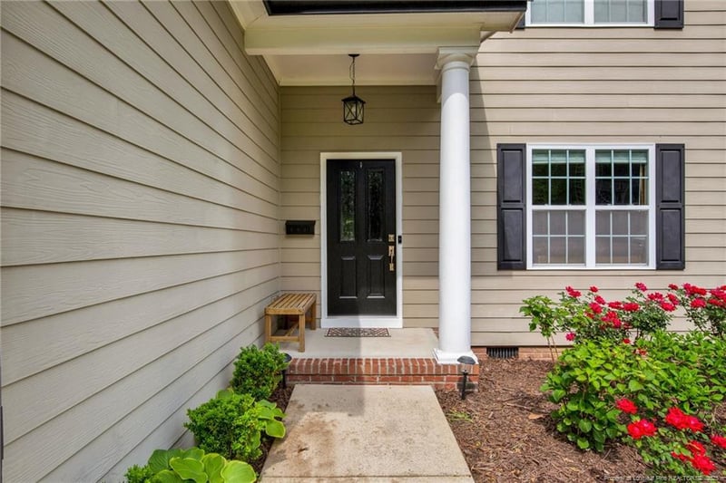 320 Valley Rd, Fayetteville, NC 28305