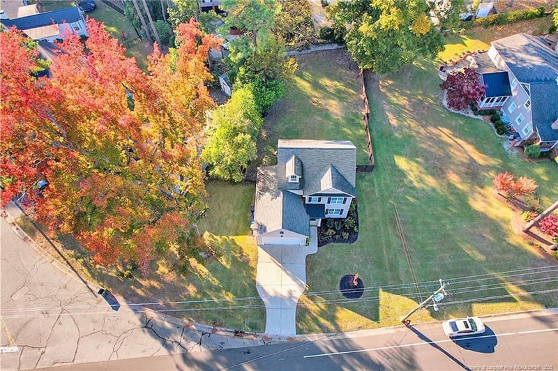 320 Valley Rd, Fayetteville, NC 28305