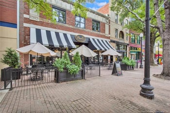 320 Valley Rd, Fayetteville, NC 28305