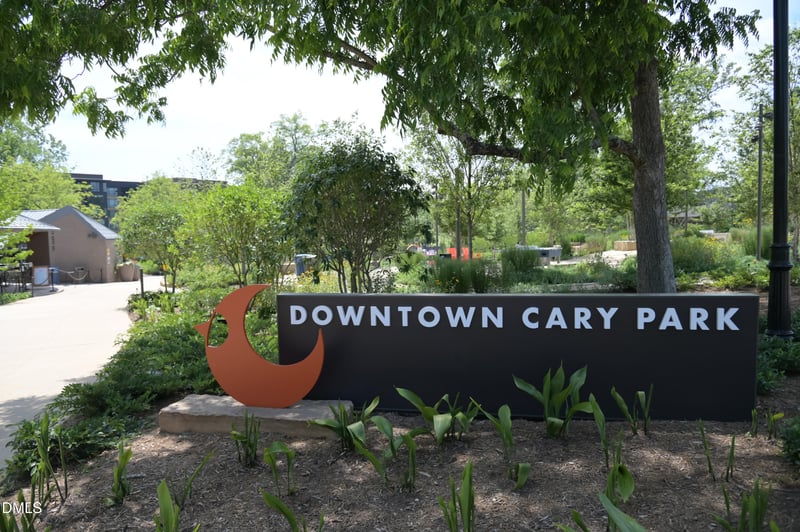 320 Waldo St, Cary, NC 27511