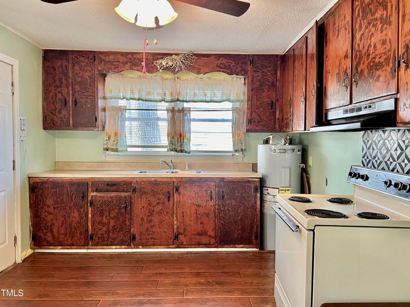 320 Whitfield Dr, Goldsboro, NC 27530