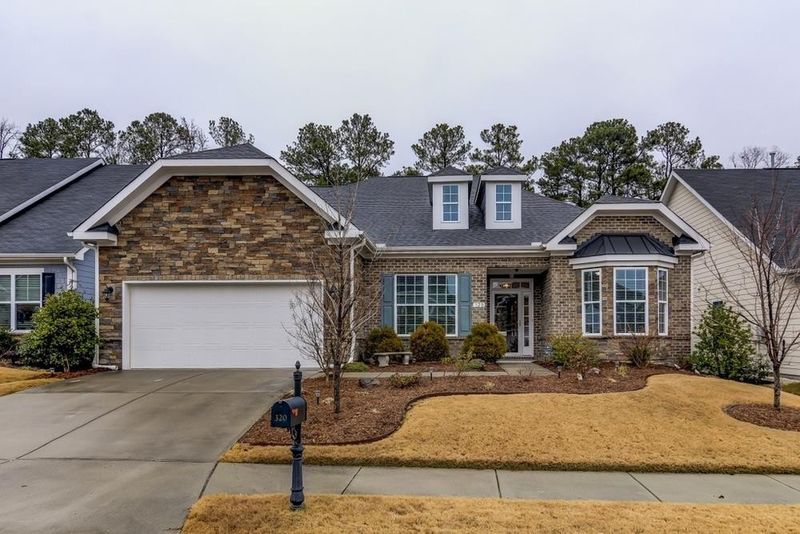 320 Windrush Ln, Durham, NC 27703