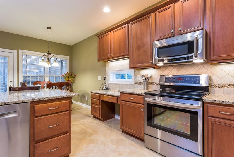 3200 Coach Lantern Ave, Wake Forest, NC 27587