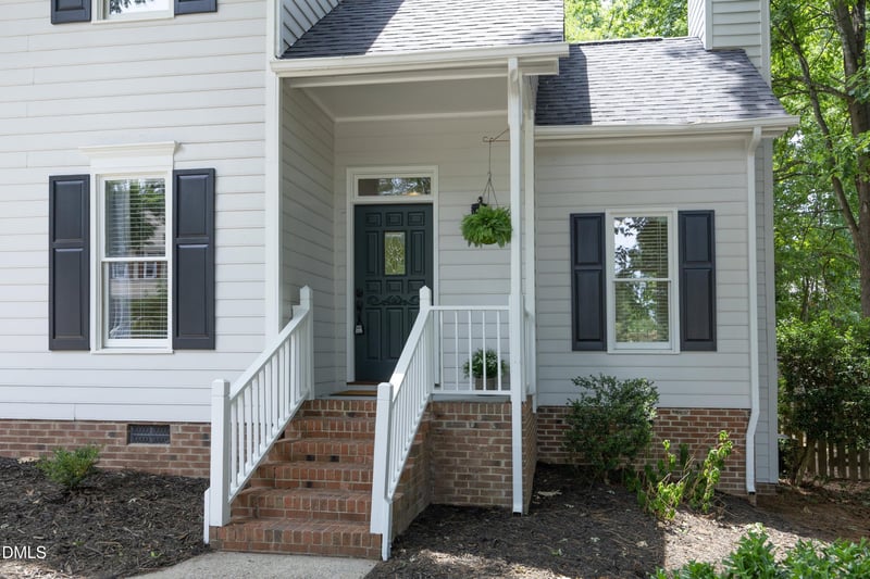 3200 Daingerfield Dr, Raleigh, NC 27616