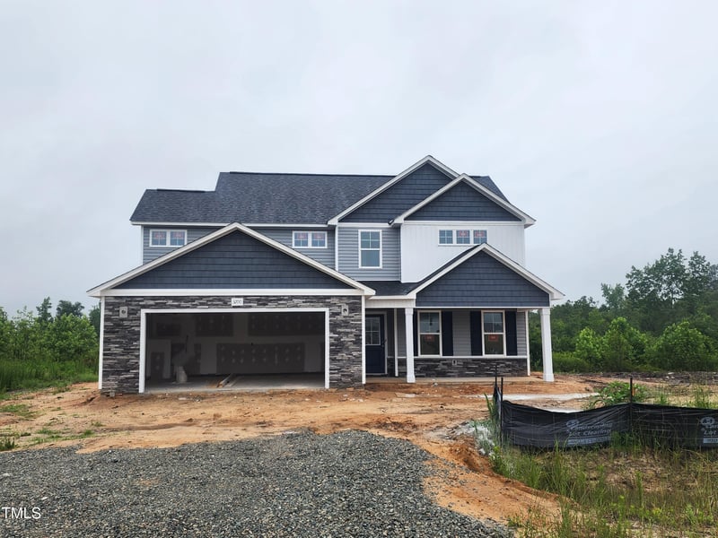 3200 Peruvian Ct, Fayetteville, NC 28312