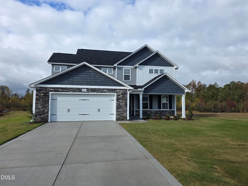 3200 Peruvian Ct, Fayetteville, NC 28312