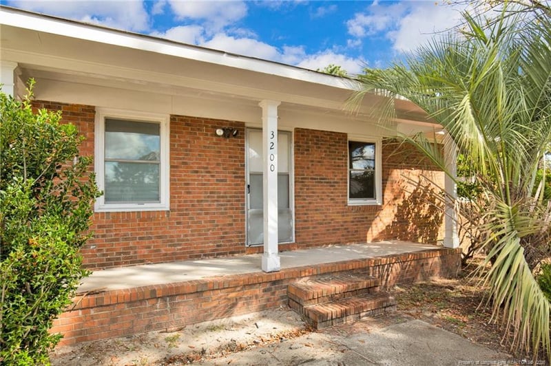 3200 Teakwood Ct, Hope Mills, NC 28348