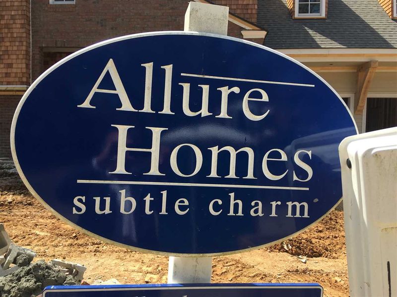 3201 Bedford Ave, Raleigh, NC 27607