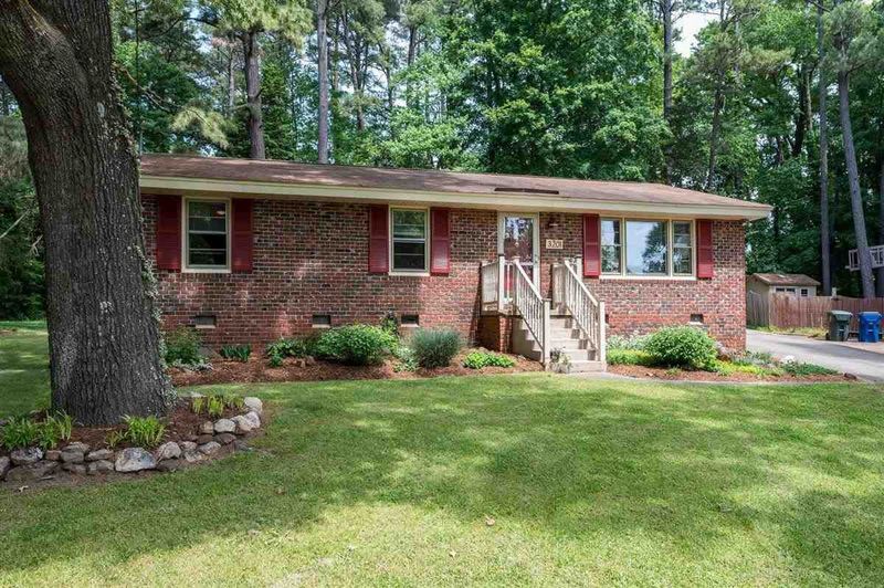 3201 Broyhill Cir, Raleigh, NC 27604