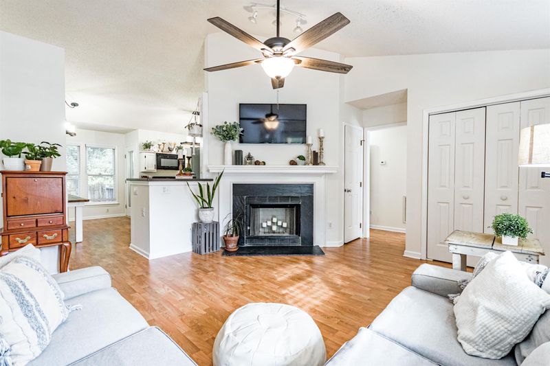 3201 Flintshire Rd, Raleigh, NC 27604