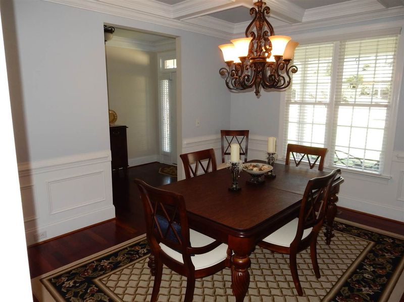 3201 Ringland Rd, Raleigh, NC 27613