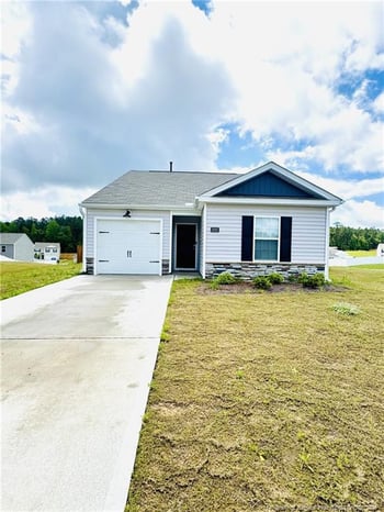 3202 Finch Ct, Sanford, NC 27332