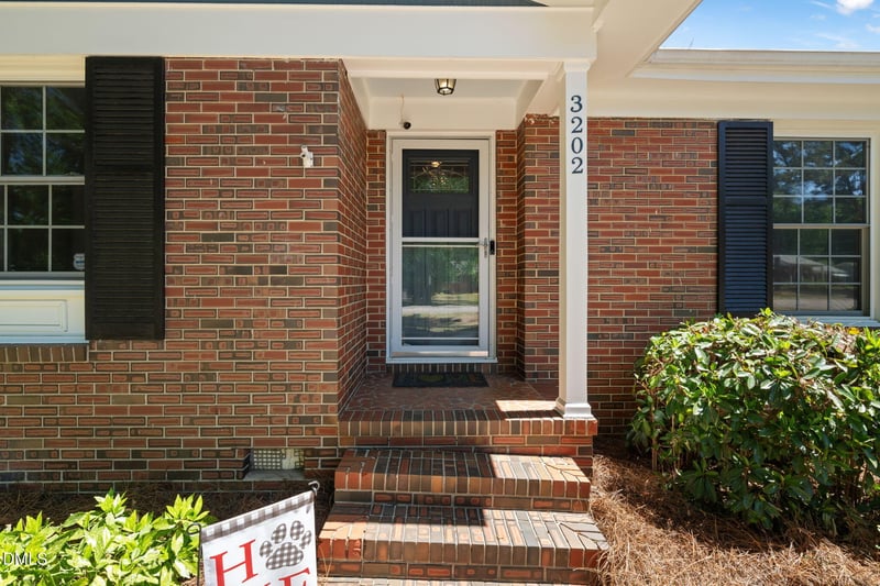 3202 Shaftsbury St, Durham, NC 27704