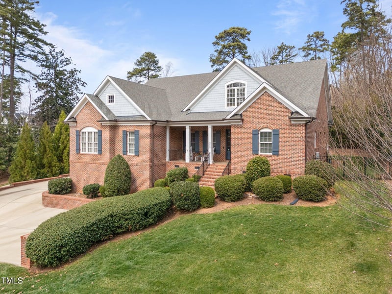 3204 Cobblestone Ct, Raleigh, NC 27607