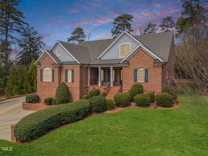 3204 Cobblestone Ct, Raleigh, NC 27607