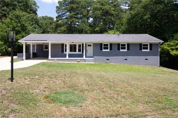 3204 Guy Cir, Fayetteville, NC 28303