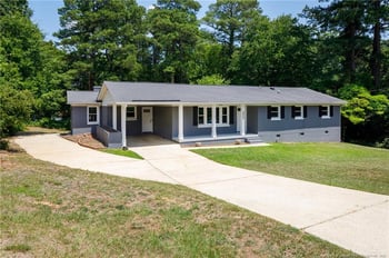 3204 Guy Cir, Fayetteville, NC 28303