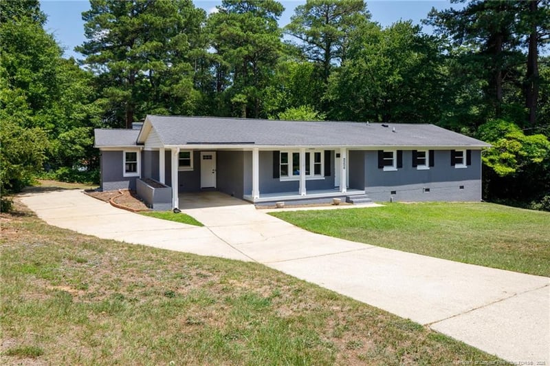 3204 Guy Cir, Fayetteville, NC 28303