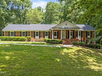 3204 Manor Ridge Dr, Raleigh, NC 27603