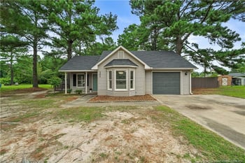 3204 Sandhill Dr, Fayetteville, NC 28306