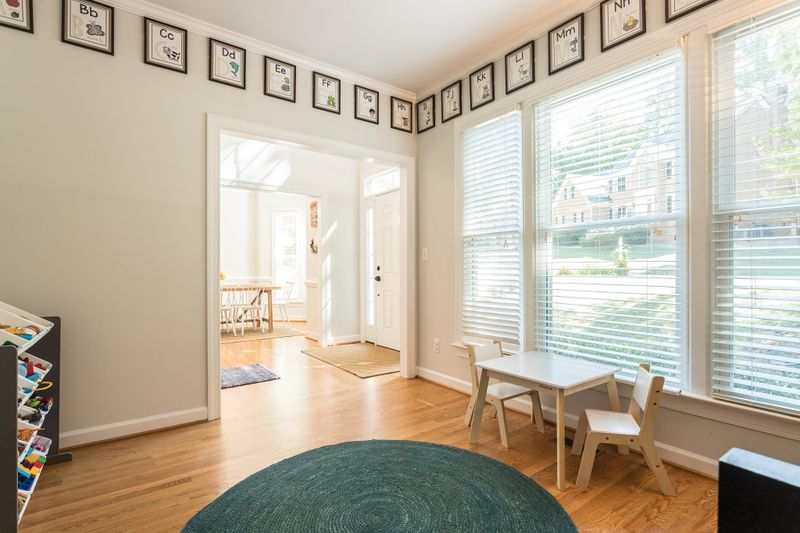 3204 Watkins Glen Ct, Raleigh, NC 27613