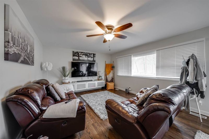 3205 Crandon Ln, Raleigh, NC 27604