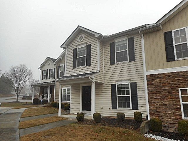 3205 Ivey Wood Ln, Durham, NC 27703
