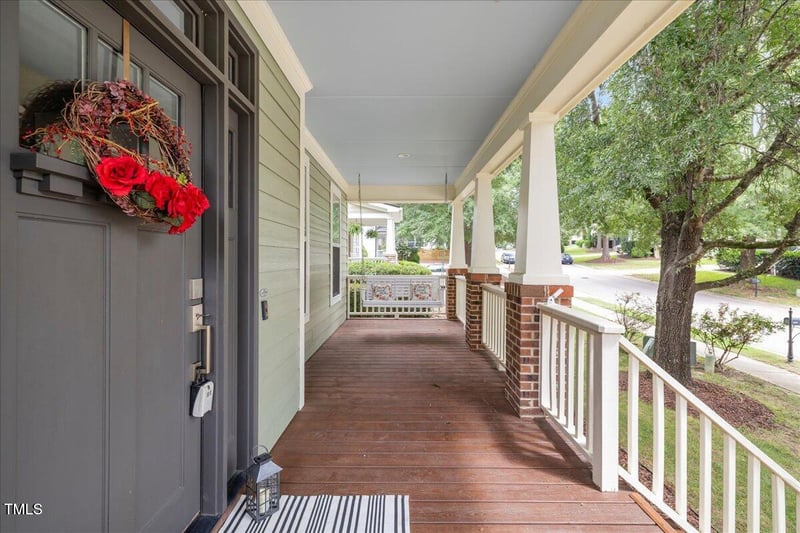 3205 Suncrest Village Ln, Raleigh, NC 27616